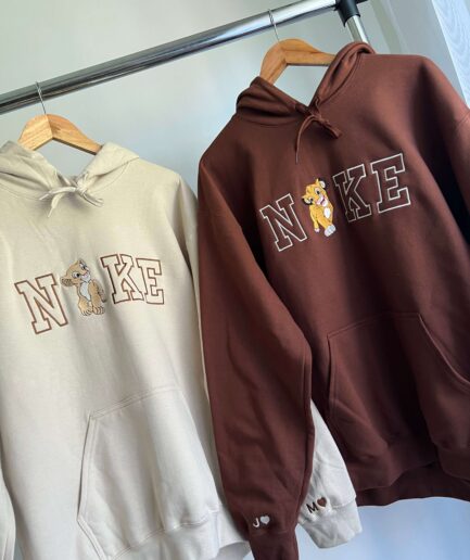 Zestaw bluz z kapturem NKE z lwami